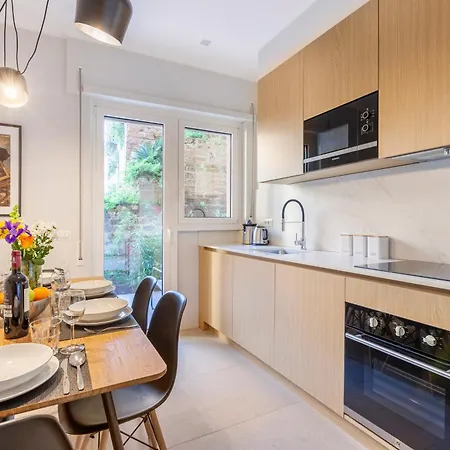 Mom's - A Few Stops From The Centre * Roma