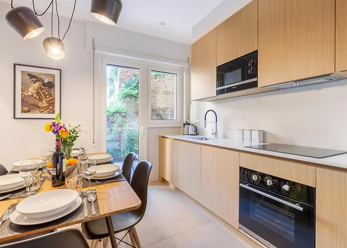 Mom's - A Few Stops From The Centre * Řím