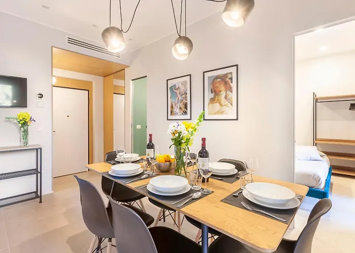 Mom's - A Few Stops From The Centre * Řím